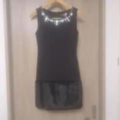 Rady 黒 ノースリーブ ミニワンピース