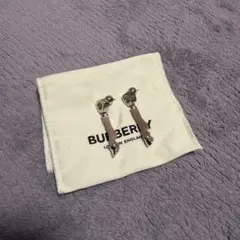BURBERRY ロゴディテール ゴールドプレート フープピアス ライト