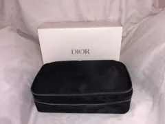 Dior Backstage ブラック2段ポーチ （ノベルティ）【値下げ】