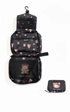 新品未使用　フック付きポーチ　吊り下げポーチ　ハローキティ　✴︎黒✴︎