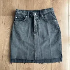 H&M ダークグレー タイトスカート EUR 34