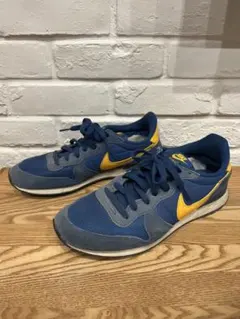 Item thumbnail for item 5948eb46-5ccd-4e77-9069-b3c5eee8ec47