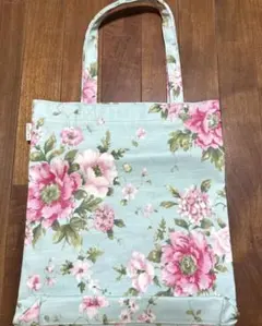 Item thumbnail for item 3eae6b12-3793-49e9-9b4a-2f19c29a8255