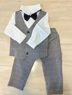 フォーマルスーツ 110cm グレー チェック　4点セット　男の子