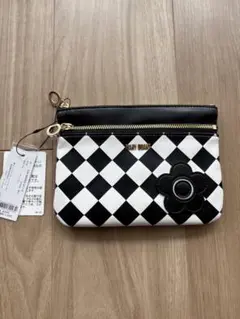 新品タグ付き(^^)チェック柄ポーチ マリークワント