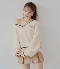 そら様専用【Chico】ライン入りVルーズニット