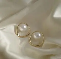 パールピアス　フォーマル　結婚式　ゴールド