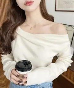 moment+ ワンショルドレープリブニットプルオーバー