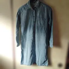 デニムシャツ