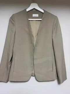 PLST ノーカラージャケット ベージュ　ウォッシャブルのサムネイル