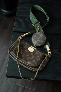 Louis Vuitton ミュルティ・ポシェットのサムネイル
