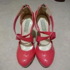 エナメル   パンプス