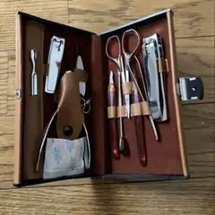 【新品 未使用 】ネイルケアセット 爪切りセット ケース付き 身だしなみ