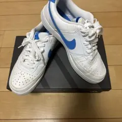 ナイキコート ビジョン LOW ホワイト/ロイヤルブルー