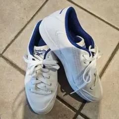 【早い者勝ち!!】Reebokスニーカー 白 24.5cm
