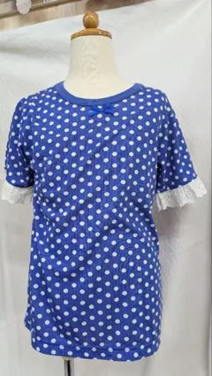 新品タグ付き！洗い替えに　ドット柄 半袖Tシャツ レース付き ブルーのサムネイル