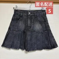 clear クリア　ダークグレー プリーツスカート Sのサムネイル