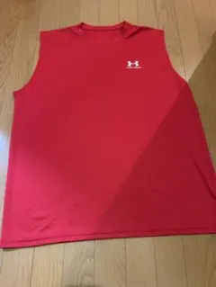 ノースリーブ タンクトップ