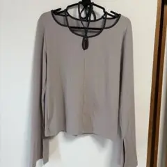 ベージュ 長袖トップス 新品