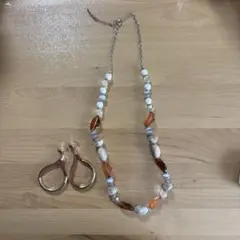 ビーズネックレス・フープイヤリング（未使用）セット