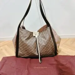 ゲラルディーニ　ソフティ　トートバッグ　A4可　　　極美品