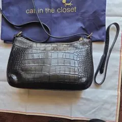 cat in the closet クロコダイル風ショルダーバッグ