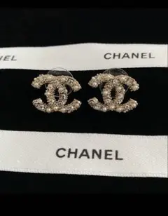 CHANEL パールストーンロゴピアス
