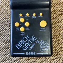 レトロゲーム機　BRICK GAME E-9999