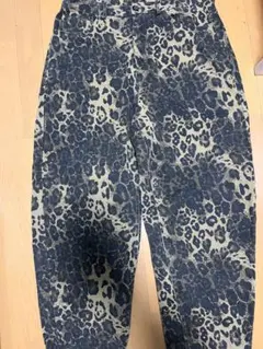豹柄デニム
