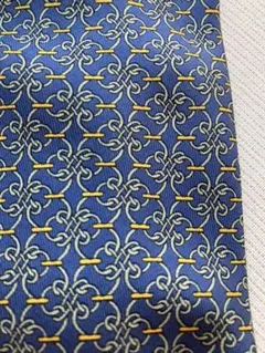 Hermès エルメス　美品　ネクタイ 紺地と黄色ライン