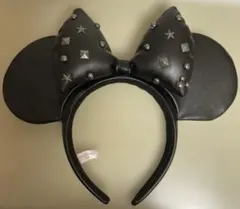 【美品】ディズニーランド　カチューシャ　ミニーマウス　黒　スパンコール　シンプル