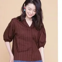 ナノユニバース　ストライプ刺繍ボリュームスリーブブラウス