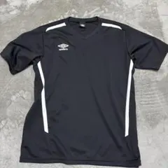 umbro ブラックシャツ Oサイズ　サッカーウェア　半袖
