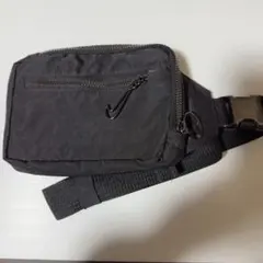 【週末限定お値下中】 Nike ONE LUXE ボディバッグ ブラック 美品