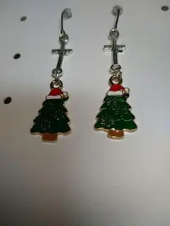クリスマスツリーのピアス