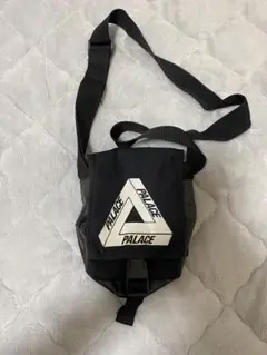PALACE SKATEBOARDS ショルダーバッグ ブラック