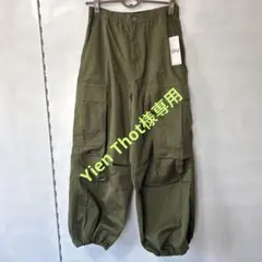 GU スーパーワイドカーゴパンツ オリーブ