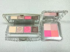 ジルスチュアート　ベルベットクリスタル05 ミックスブラッシュコンパクトN13