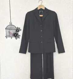 SELF+SERVICE　ダークグレーサマーウール　パンツスーツ