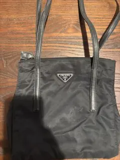 PRADA ブラック ナイロン ショルダーバッグ