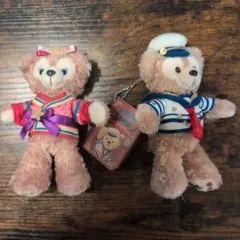 ダッフィー、シェリーメイ ぬいぐるみバッジ