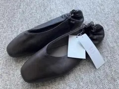 【SENSE OF PLACE】スクエアトゥVカットフラットシューズ　ブラウン