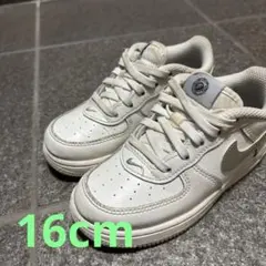 Nike Air Force 1 ホワイト スニーカー
