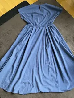 美品 マーベラスバイピエロ　ロングワンピース ブルー 半袖