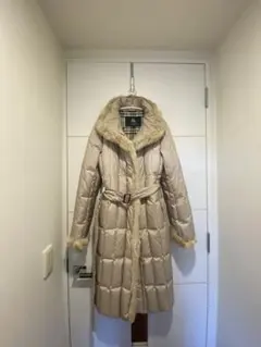 バーバリーロンドン　ファー付きダウンコート