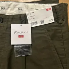 ユニクロ JW Anderson タックワイドパンツ オリーブ 76
