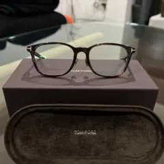 Item thumbnail for item 7fd130f0-8b6b-425c-97c1-0ee8b2e1f0ab