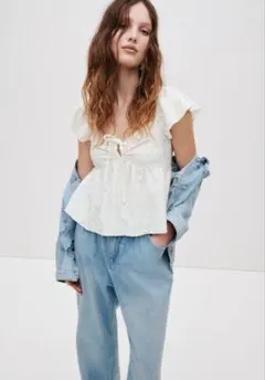 H&M POINTELLE JERSEY BLOUSE 半袖 トップス　ホワイトのサムネイル