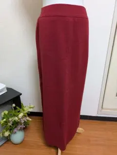 ジパンシーのリブ編み バーガンディ タイトスカート ロングのサムネイル