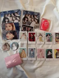 twice donuts、ドリームデイ　フォトカード、缶バッジ